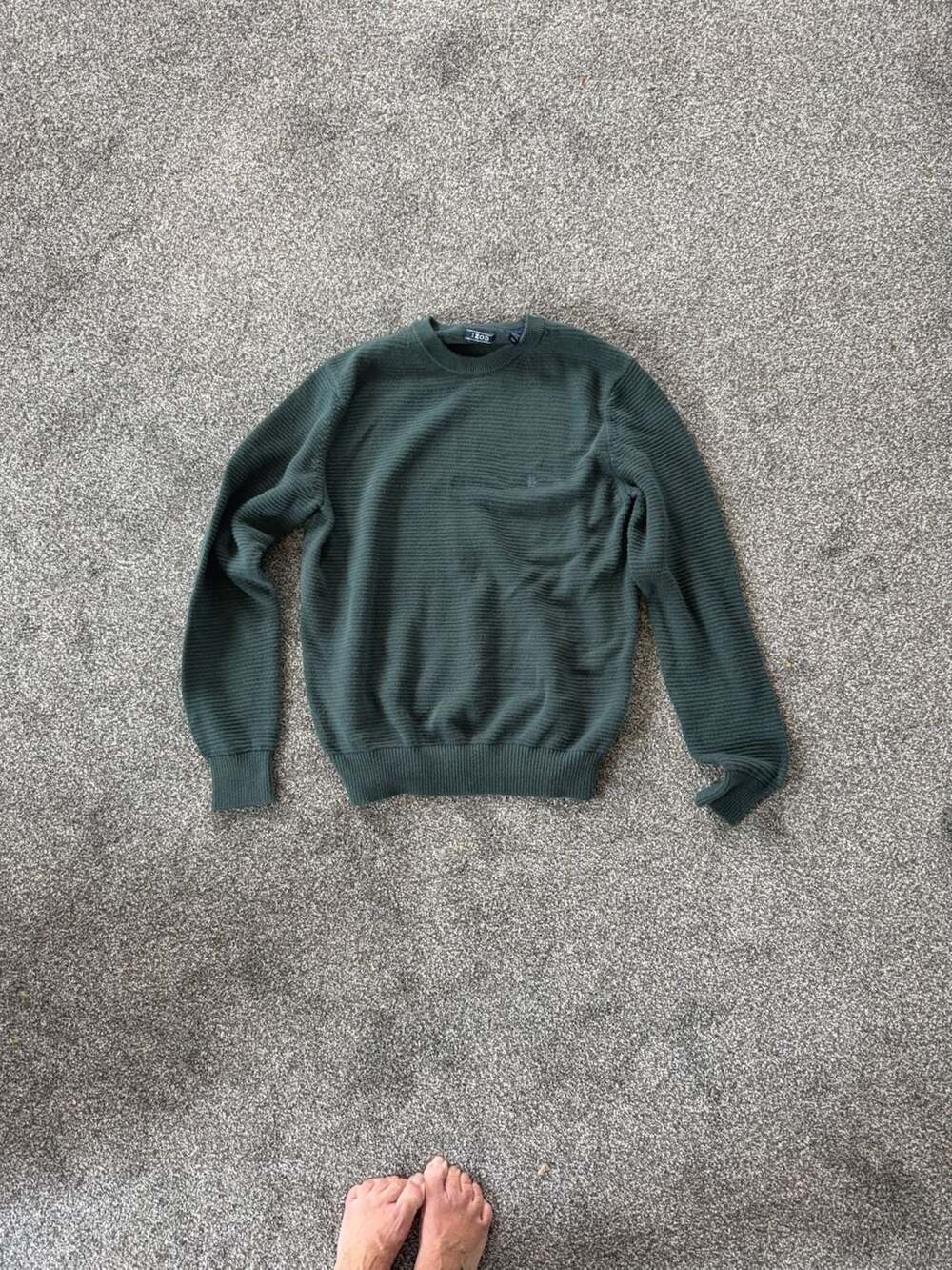 IZOD Men's Dark Green Ribbed Crewneck Sweater small